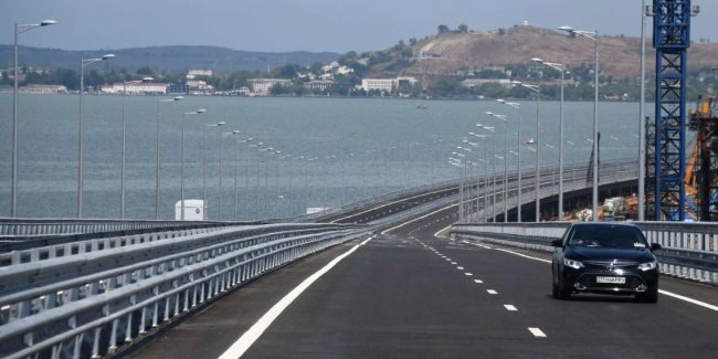 Крымский мост движение